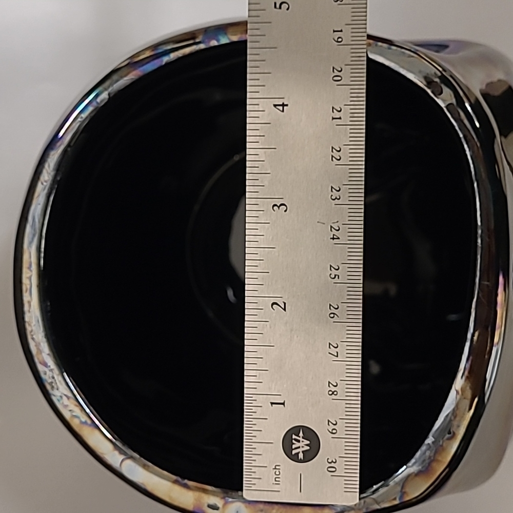Iridescent Black Ceramic Skull Planter Vase Pot Gothic 6.5 Inches tall - Picture 7 of 8